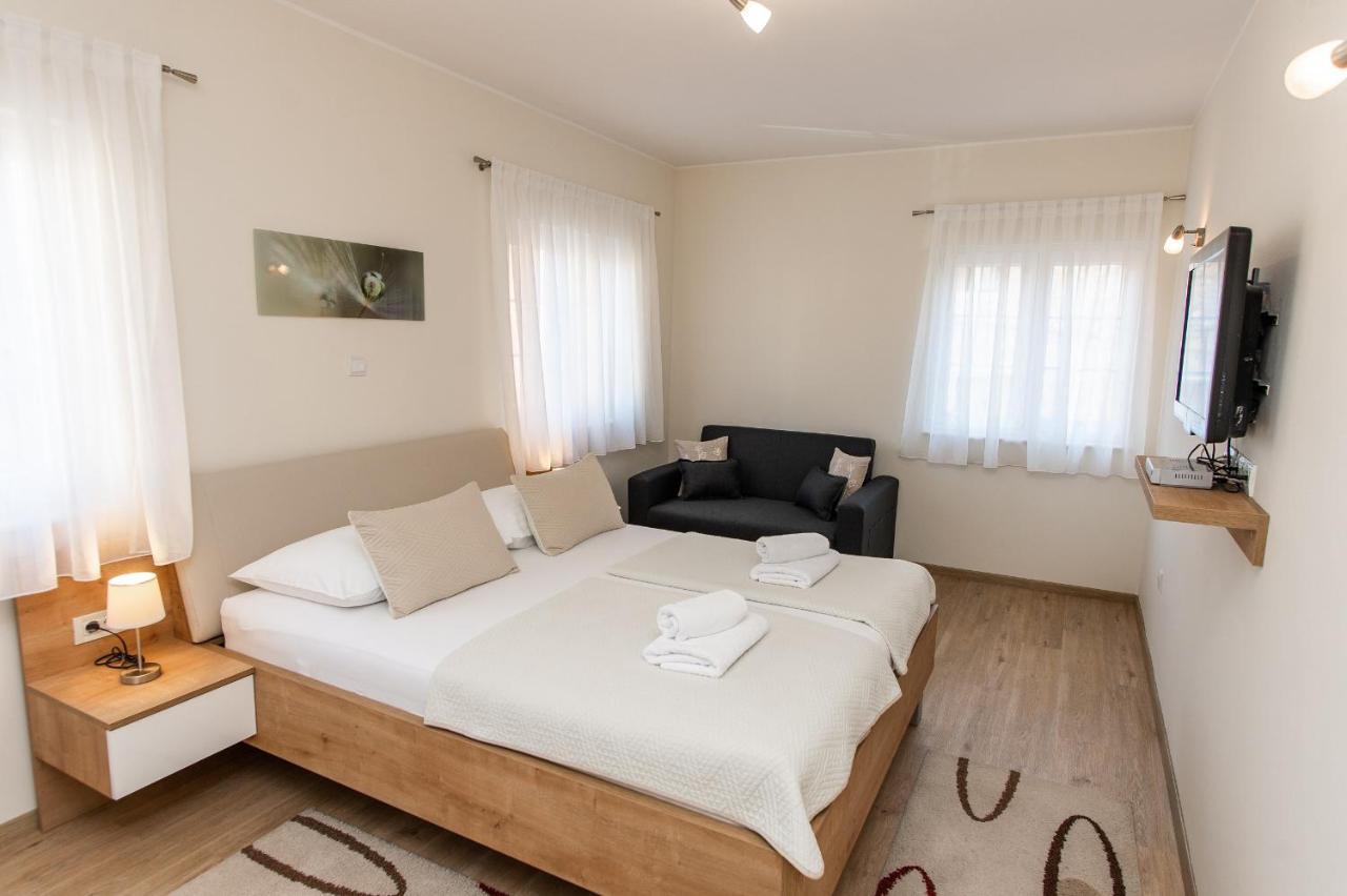 Guest House Ankora Skradin Exterior photo